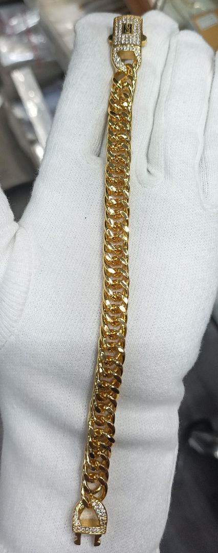 8 Size 100 Mg. Gold Forming Bracelet By Chokerset BRACE353