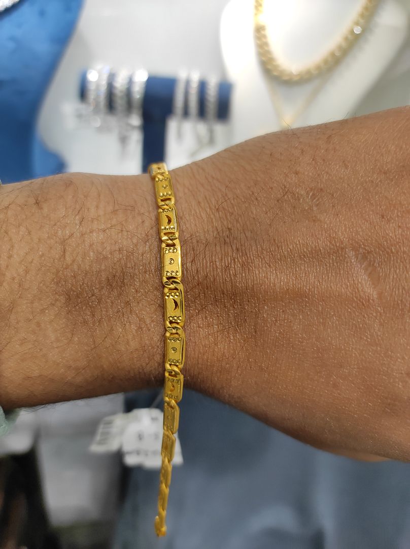 200 Milligram Gold Forming Bracelet By Chokerset WAB551