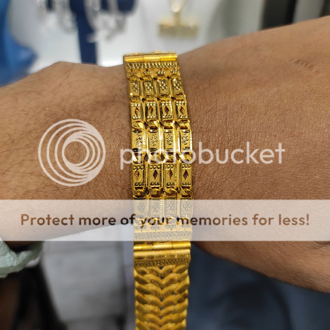 200 Milligram Gold Forming Bracelet By Chokerset WAB527