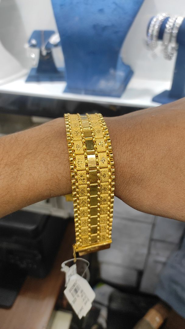 200 Milligram Gold Forming Bracelet By Chokerset WAB507