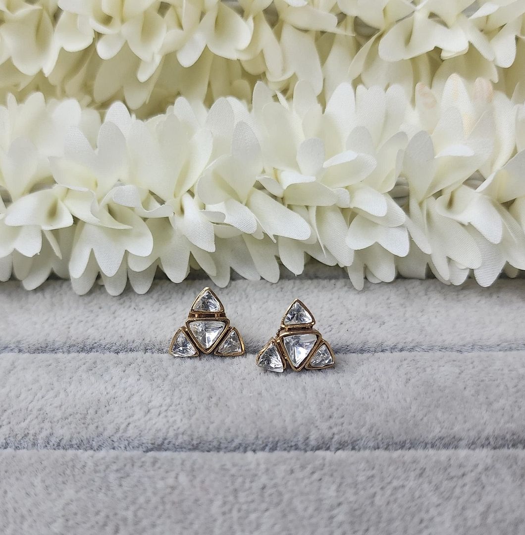 Fine Fashion Jewellery Earrings By Chokerset APE1137