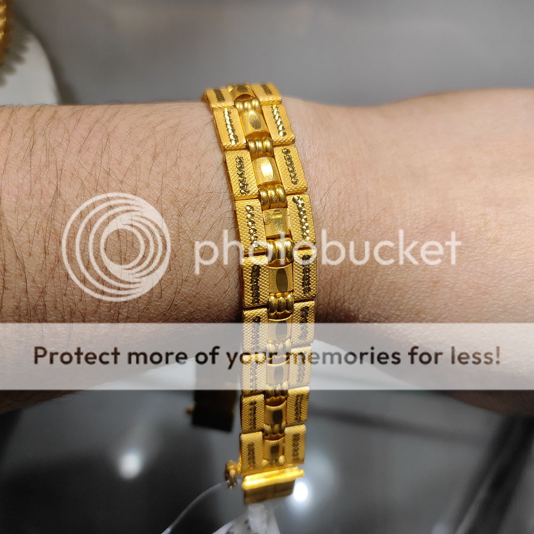 200 Milligram Gold Forming Bracelet By Chokerset WAB622