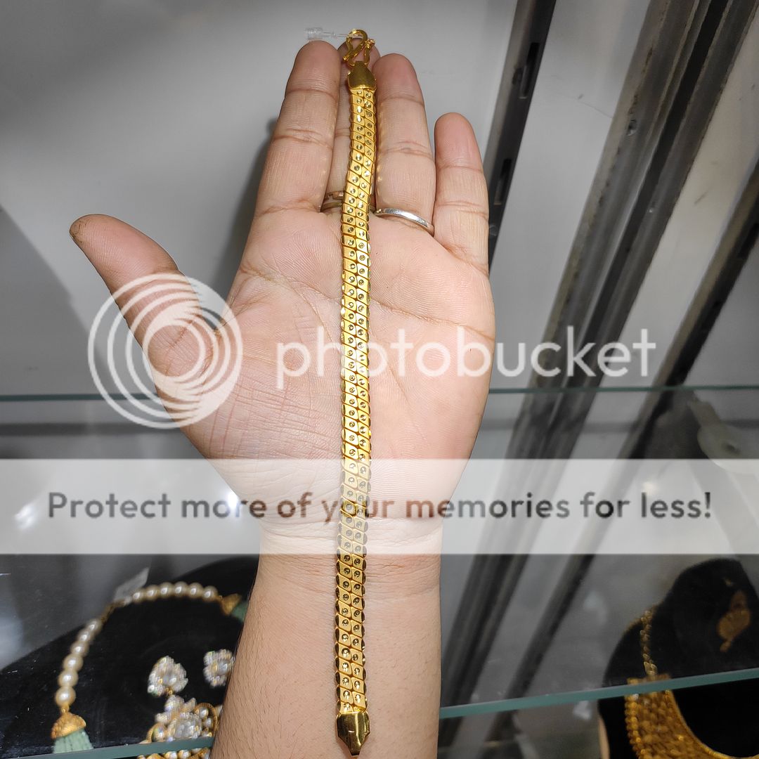 200 Milligram Gold Forming Bracelet By Chokerset WAB636