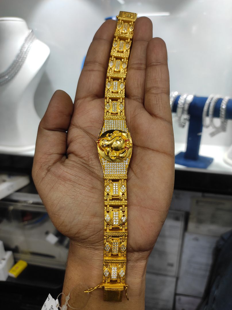 200 Milligram Gold Forming Bracelet By Chokerset WAB509