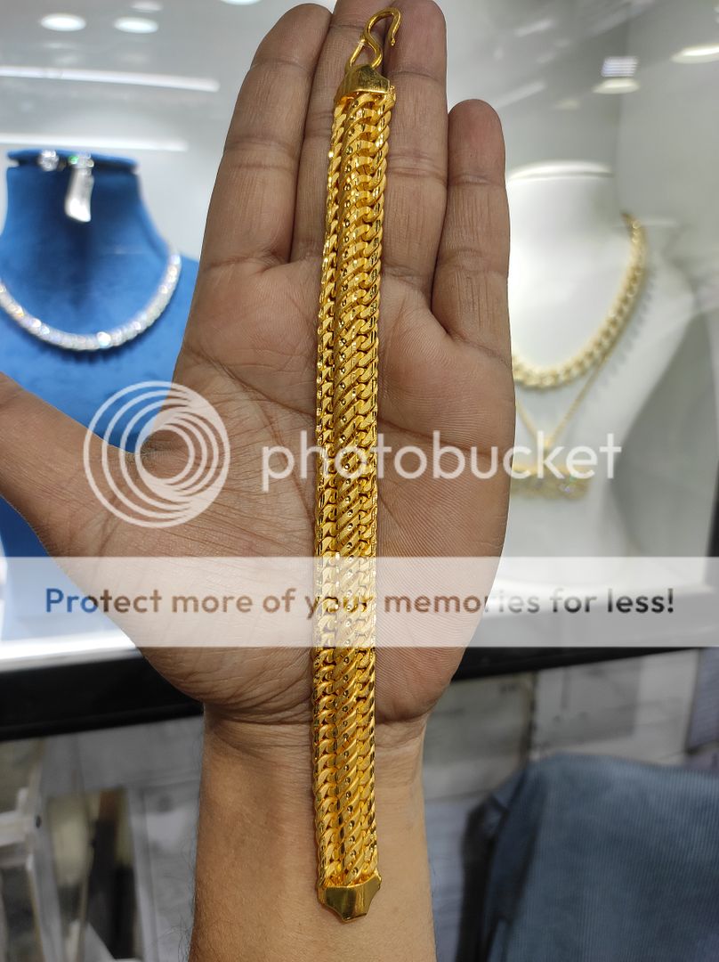 200 Milligram Gold Forming Bracelet By Chokerset WAB538