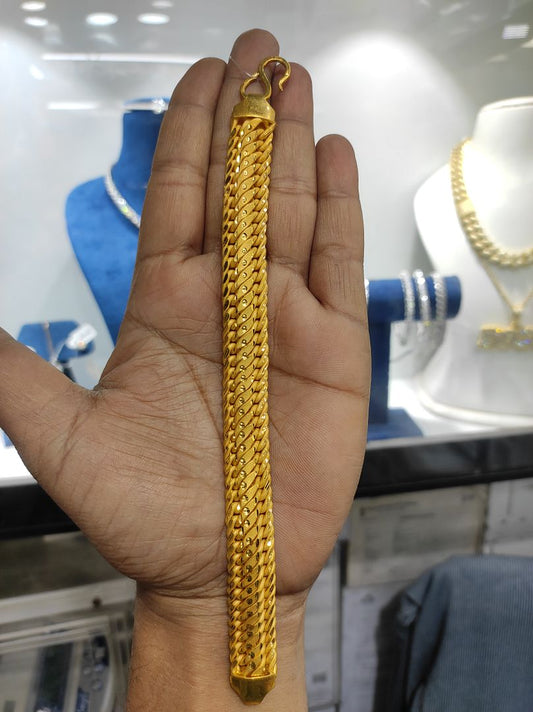 200 Milligram Gold Forming Bracelet By Chokerset WAB539