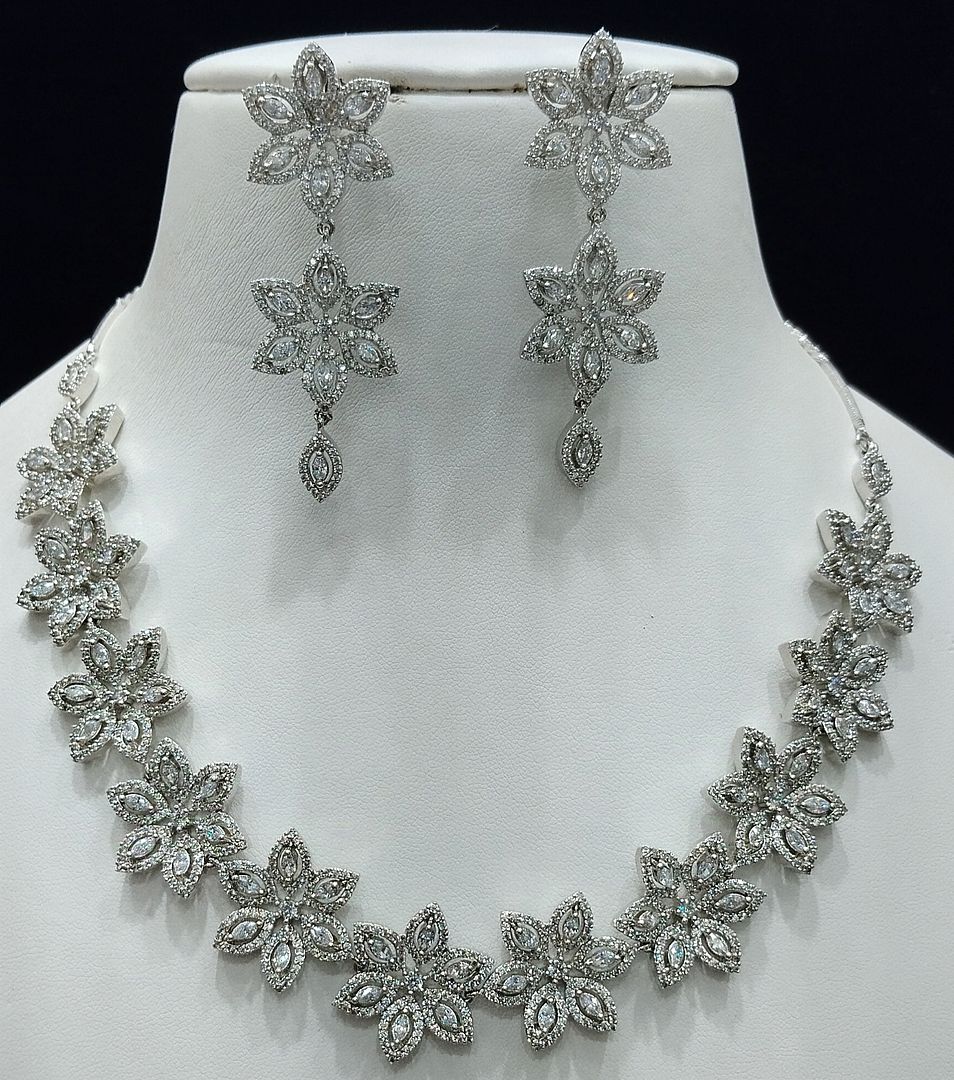 Silver Colour Silver Plating Necklace By Chokerset CSNAD753