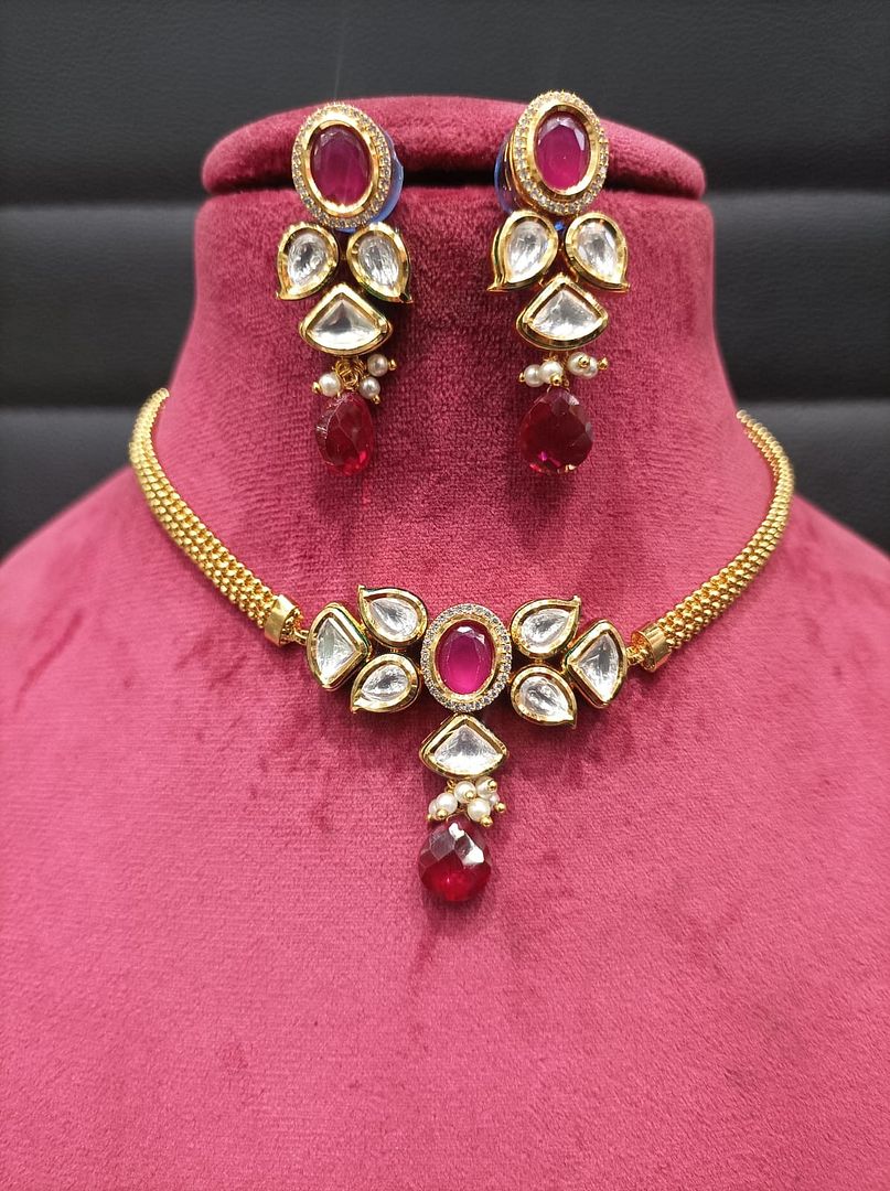 Kundan Necklace By Chokerset Colour Ruby, Plating Gold CSKS4366