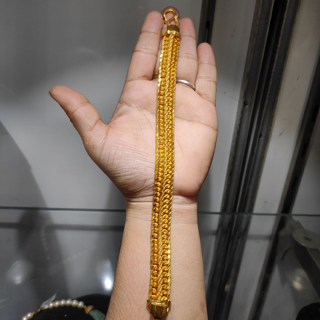200 Milligram Gold Forming Bracelet By Chokerset WAB633