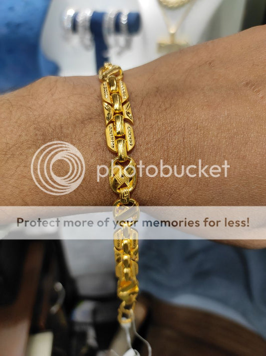 200 Milligram Gold Forming Bracelet By Chokerset WAB515