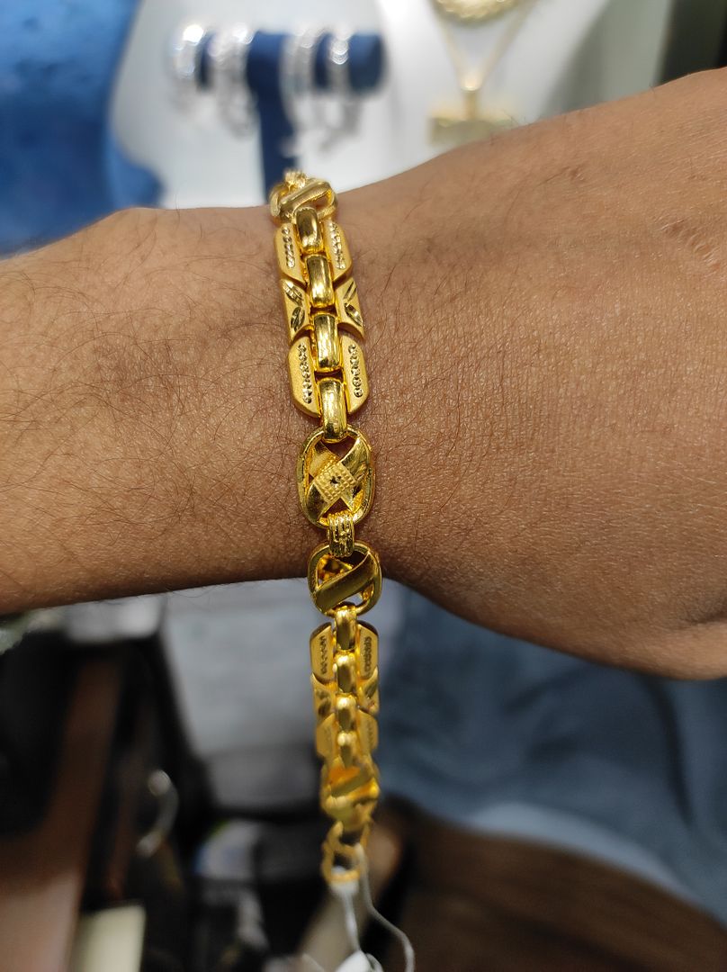 200 Milligram Gold Forming Bracelet By Chokerset WAB515