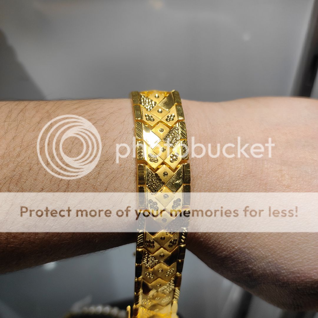 200 Milligram Gold Forming Bracelet By Chokerset WAB610