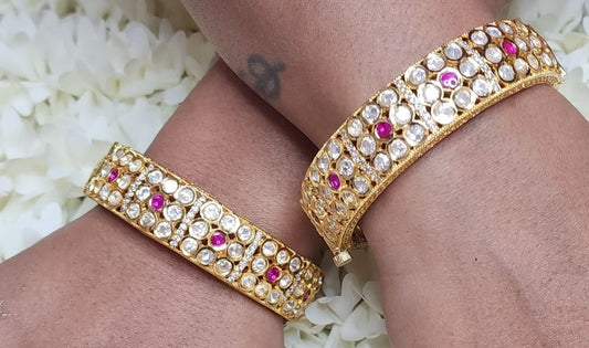 Fine Antique Polki Kundan Bangles By Chokerset Colour Gold, Plating Gold CSBG3358