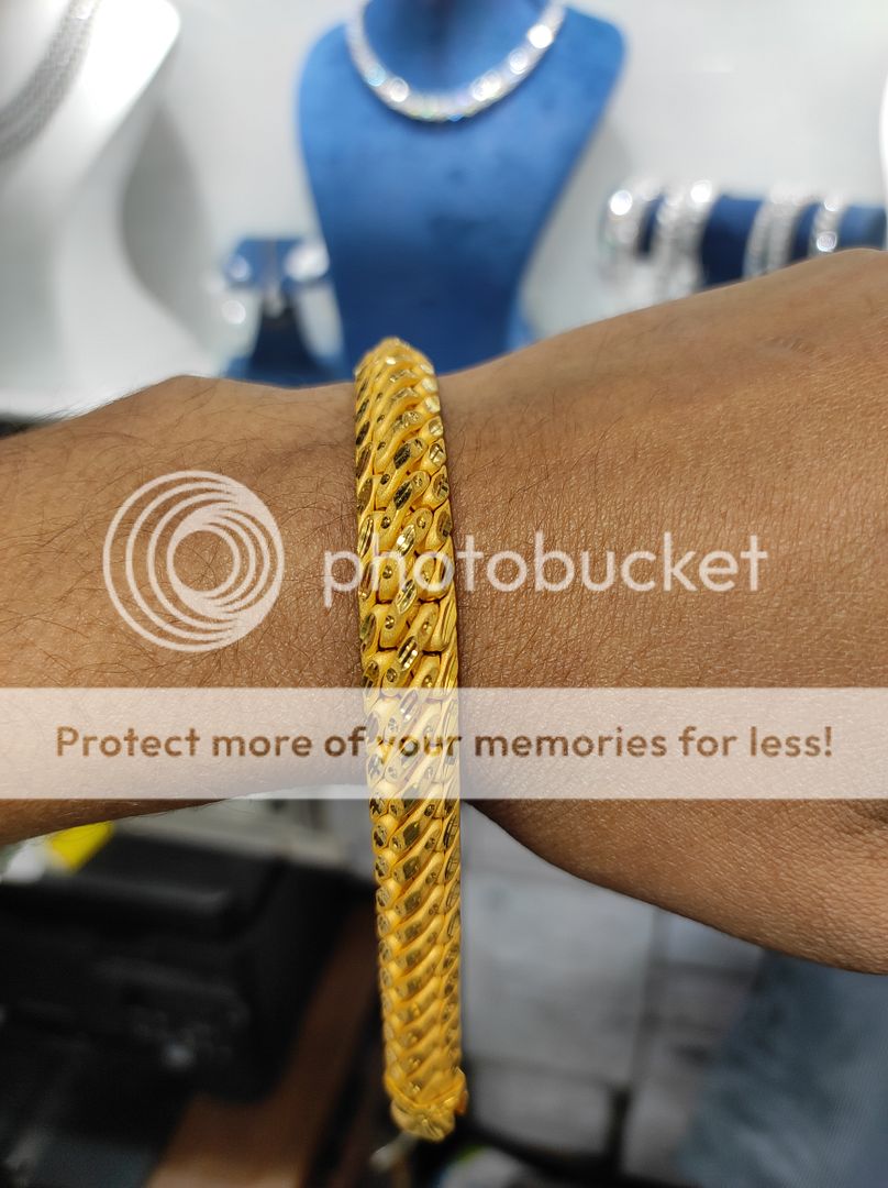 200 Milligram Gold Forming Bracelet By Chokerset WAB514