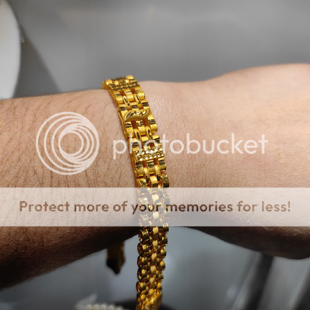 200 Milligram Gold Forming Bracelet By Chokerset WAB629