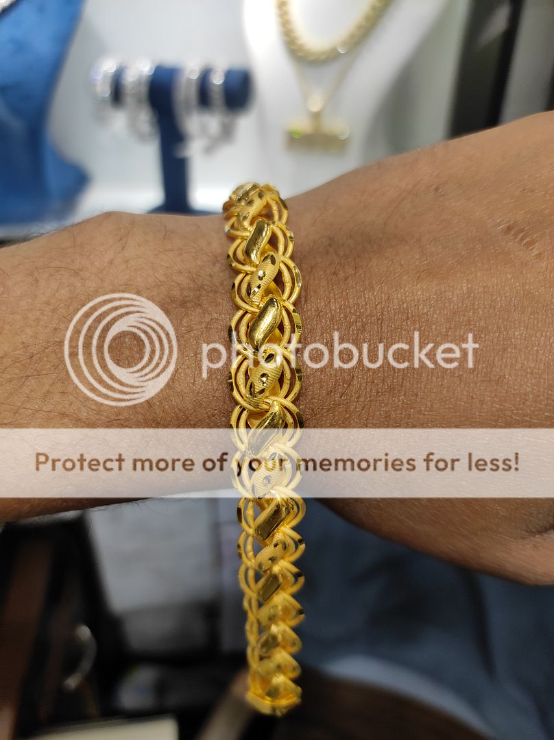 200 Milligram Gold Forming Bracelet By Chokerset WAB524