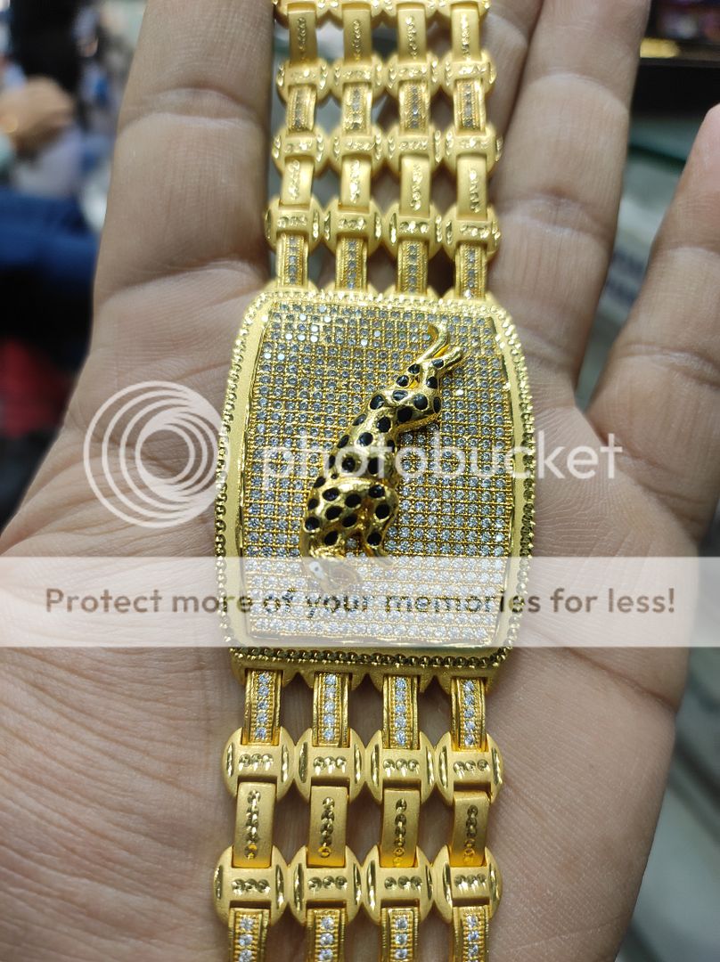 200 Milligram Gold Forming Bracelet By Chokerset WAB504