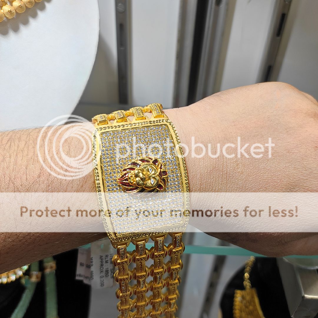 200 Milligram Gold Forming Bracelet By Chokerset WAB602