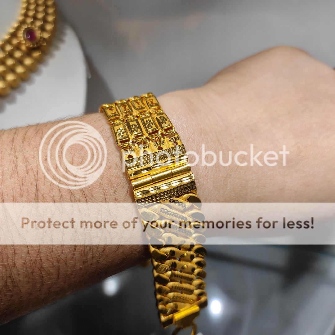 200 Milligram Gold Forming Bracelet By Chokerset WAB625