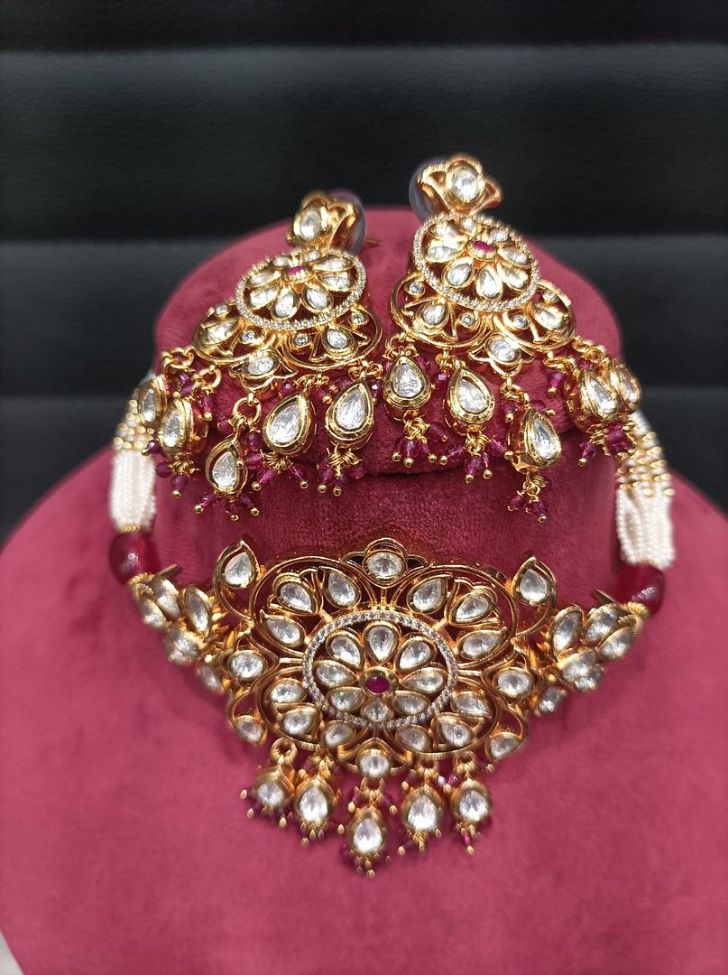 Kundan Necklace By Chokerset Colour Ruby, Plating Gold CSKS4350