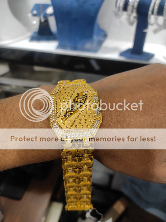 200 Milligram Gold Forming Bracelet By Chokerset WAB508