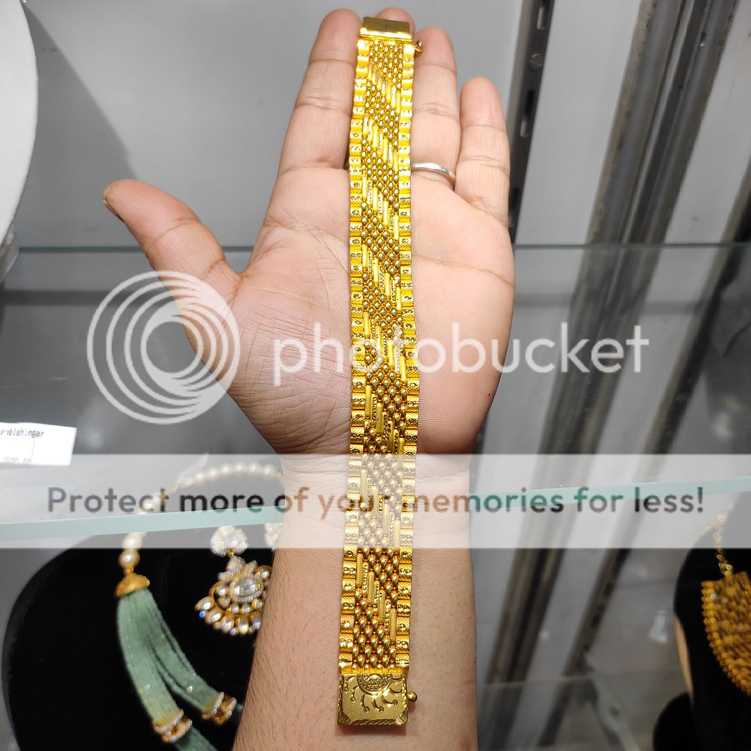 200 Milligram Gold Forming Bracelet By Chokerset WAB618