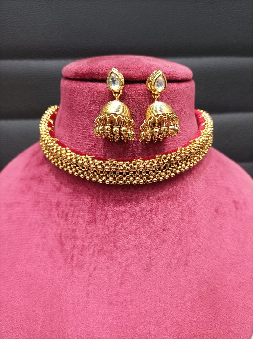 Polki Antique Necklace By Chokerset Colour Gold, Plating Gold CSKS4400