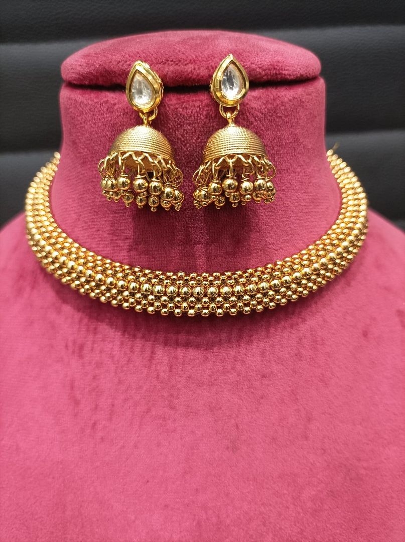 Polki Antique Necklace By Chokerset Colour Gold, Plating Gold CSKS4401