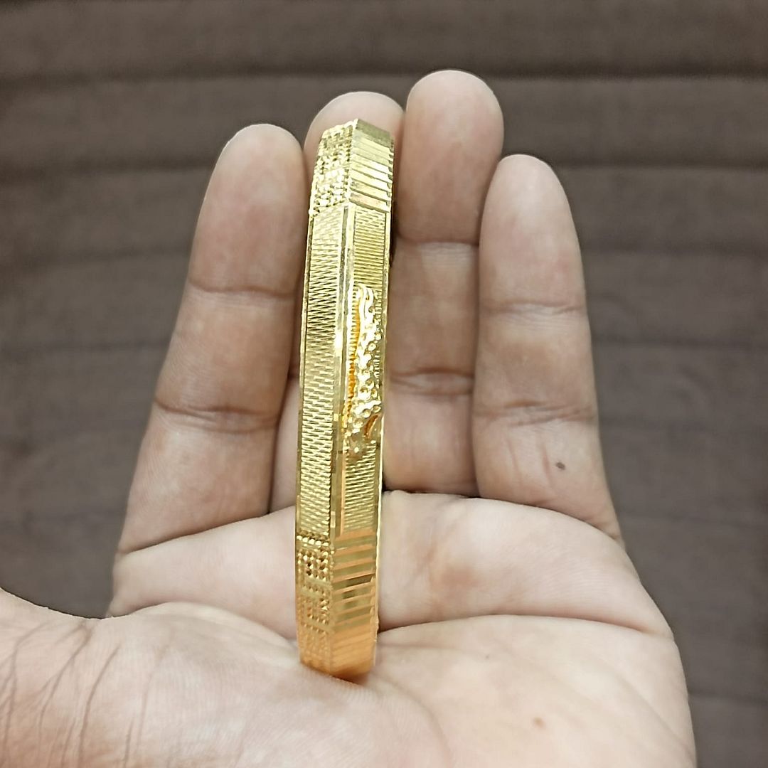 Gold Forming Gents Kada For Men 11 Gram* 18 MM-Plating Gold GFGK25