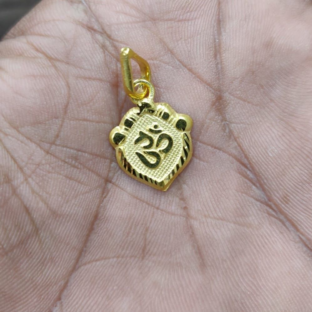 GOLD FORMING PENDANT BY CHOKERSET P7654447