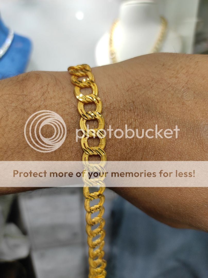 200 Milligram Gold Forming Bracelet By Chokerset WAB520