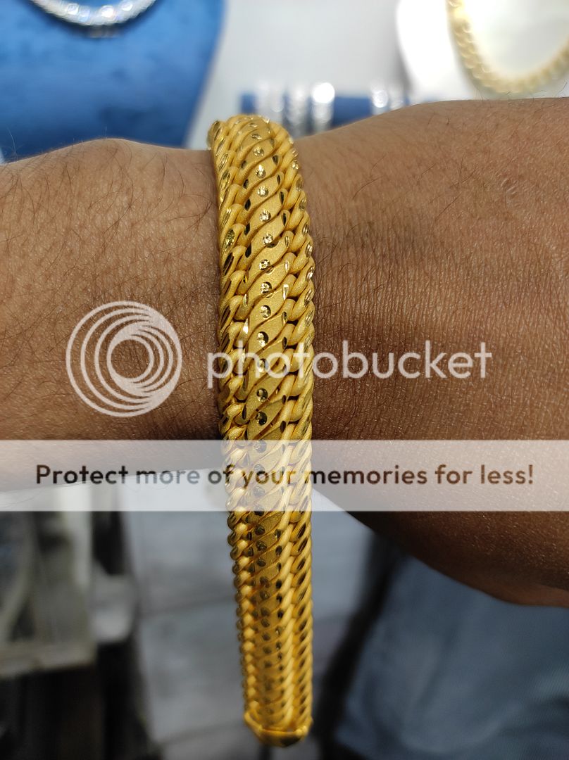 200 Milligram Gold Forming Bracelet By Chokerset WAB539