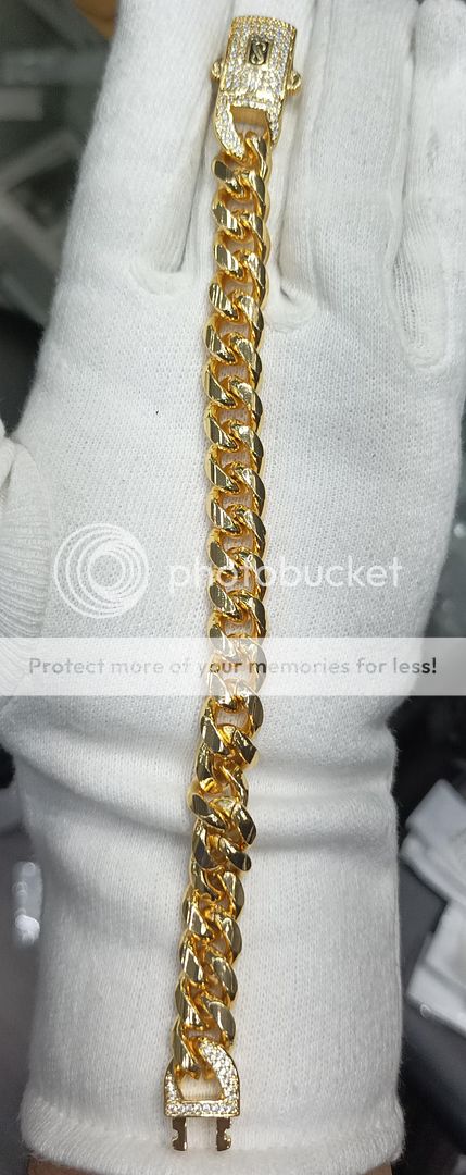 8 Size 100 Mg. Gold Forming Bracelet By Chokerset BRACE354