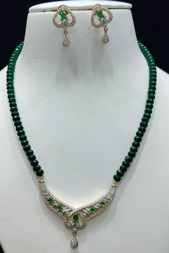 Zircon Necklace By Chokerset Colour Green, Plating Gold CSNA4457