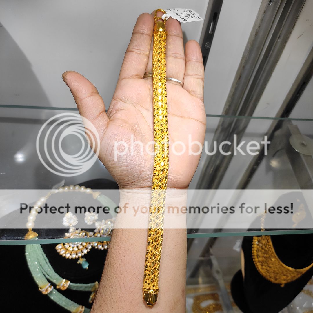 200 Milligram Gold Forming Bracelet By Chokerset WAB635
