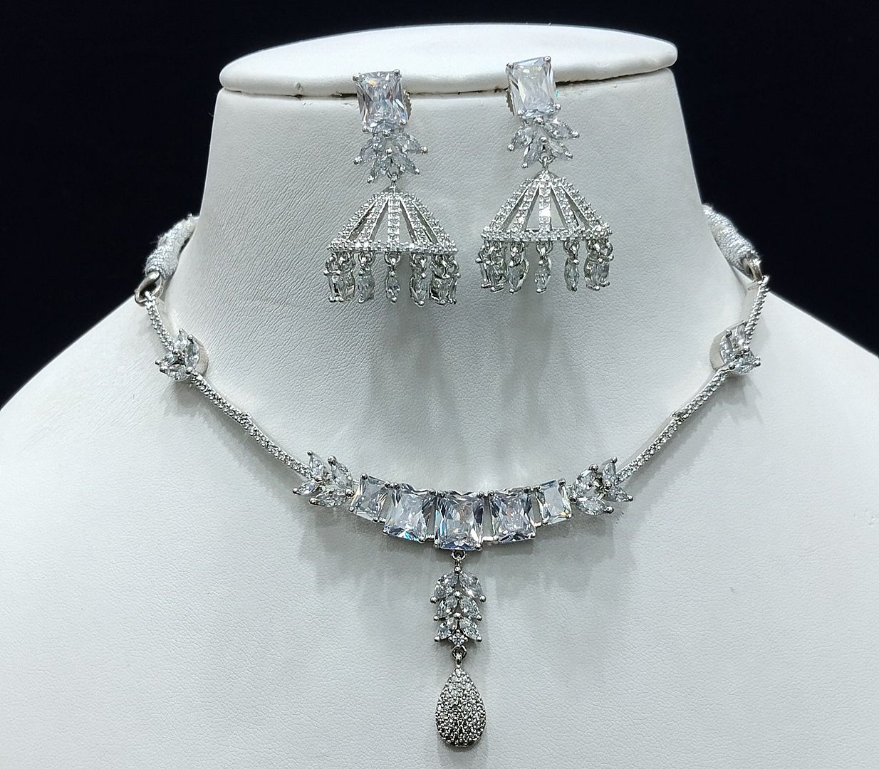 Silver Colour Silver Plating Necklace By Chokerset CSNAD741