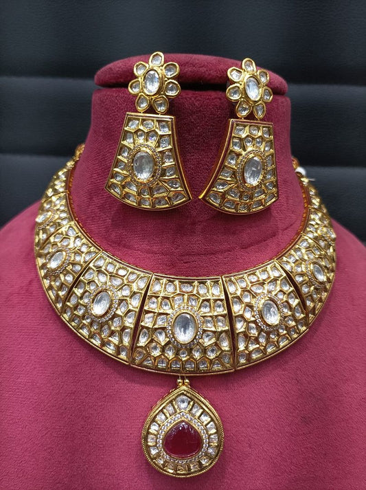 Kundan Necklace By Chokerset Colour Ruby, Plating Gold CSKS4352