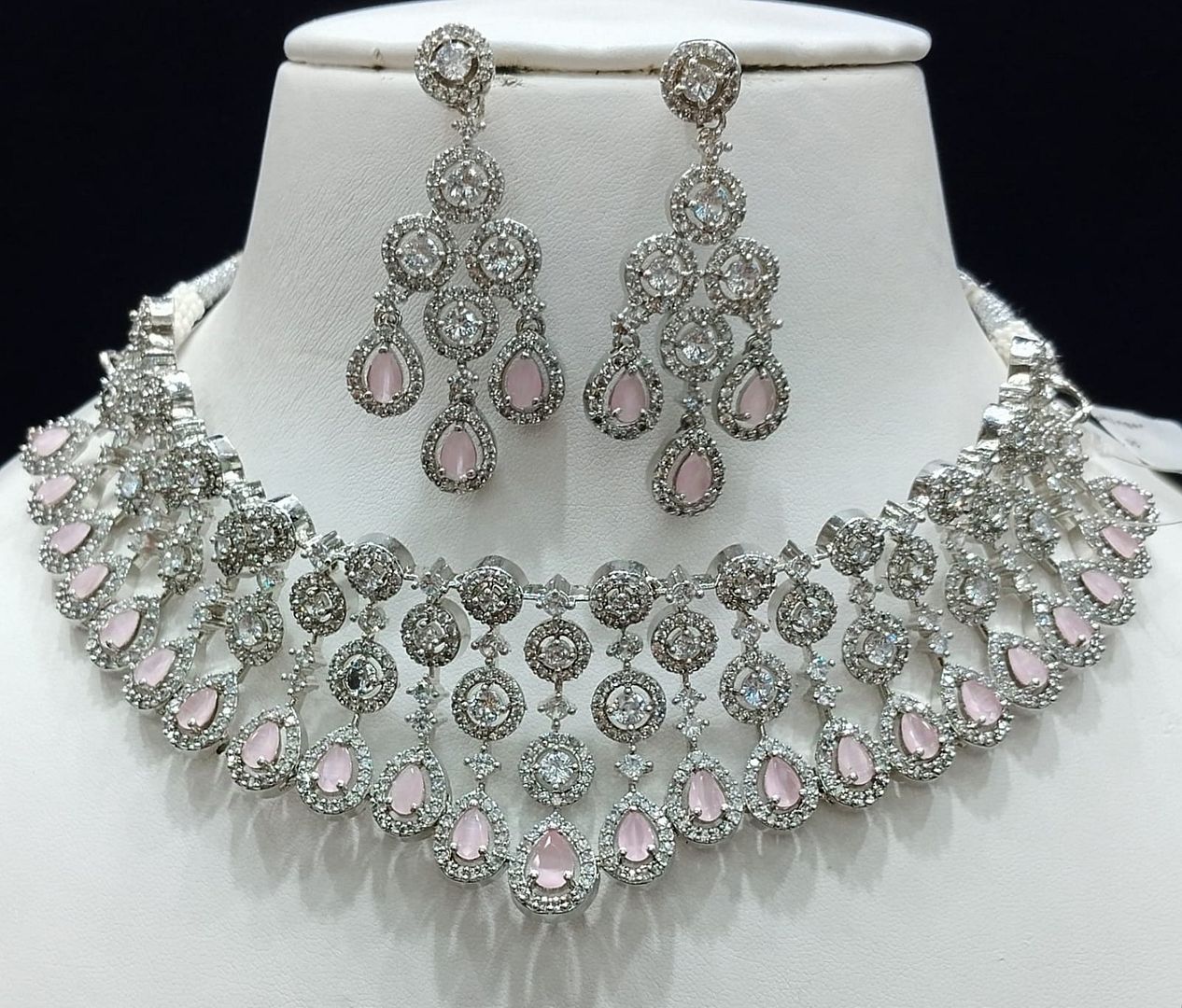 Zircon Necklace By Chokerset Colour Pink, Plating Silver CSNA4467