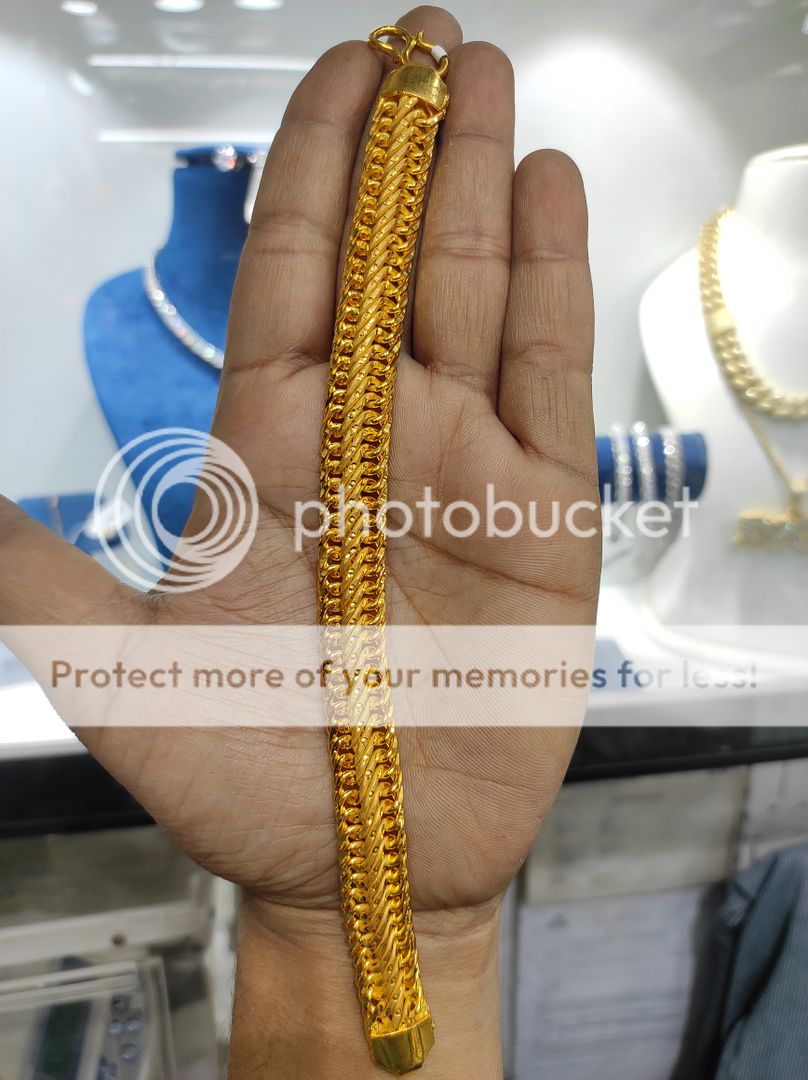200 Milligram Gold Forming Bracelet By Chokerset WAB544