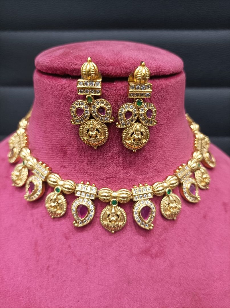 Polki Antique Necklace By Chokerset Colour Multi, Plating Gold CSKS4391
