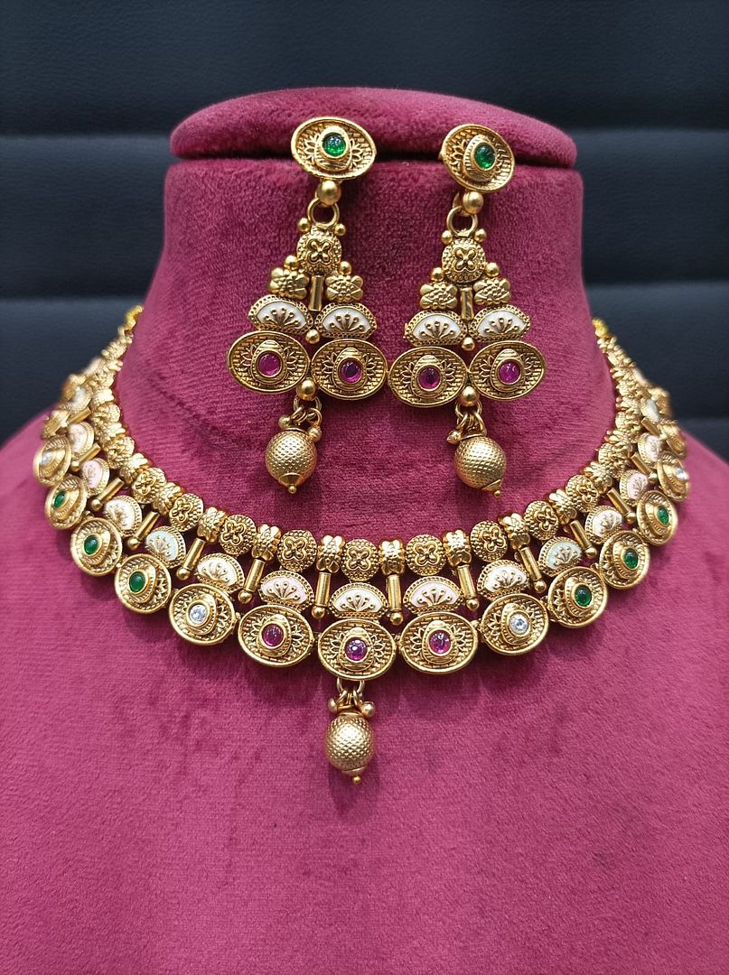 Polki Antique Necklace By Chokerset Colour Multi, Plating Gold CSKS4392