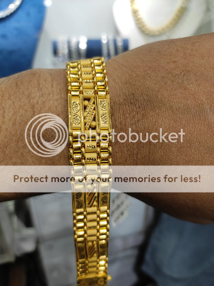 200 Milligram Gold Forming Bracelet By Chokerset WAB540