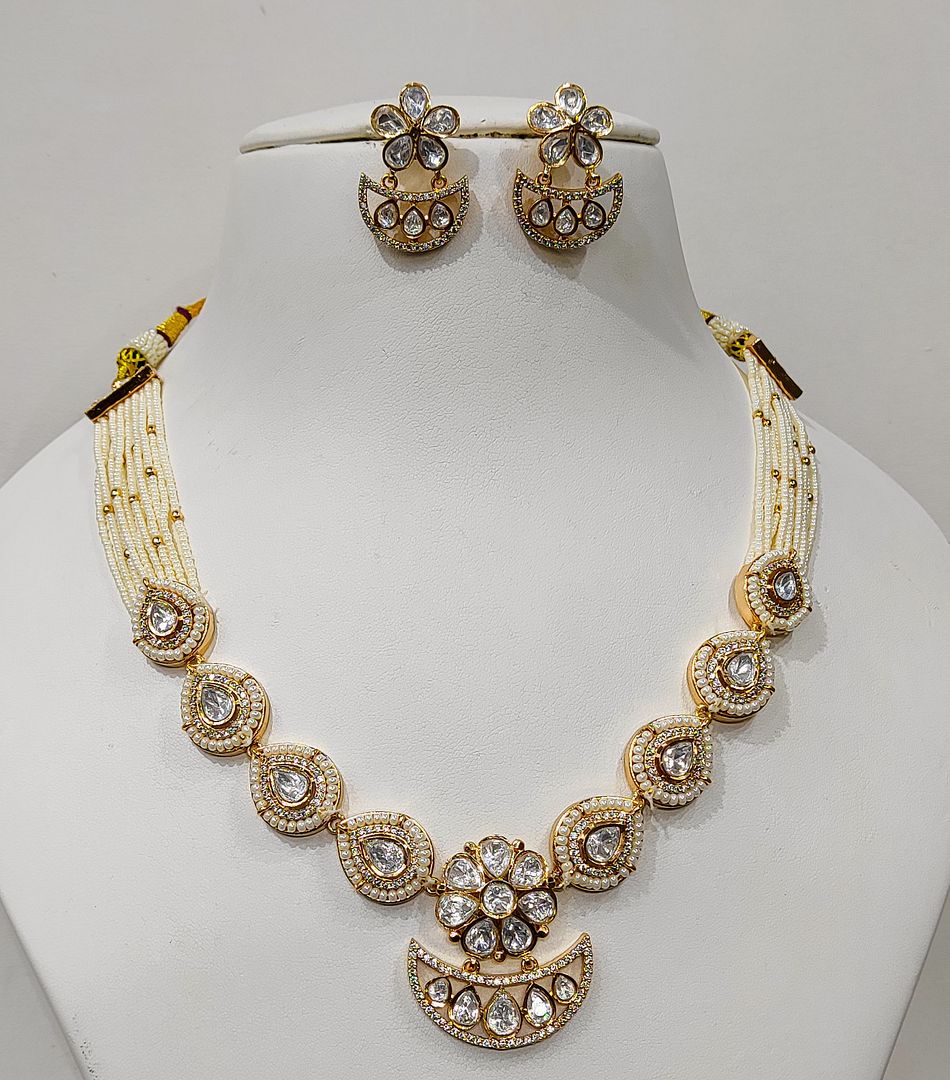 Antique Gold Forming Necklace Earrings By Chokerset NECK4709