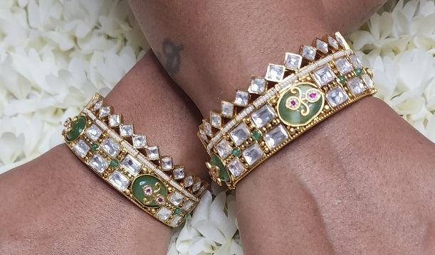 Fine Antique Polki Kundan Bangles By Chokerset Colour Gold, Plating Gold CSBG3352