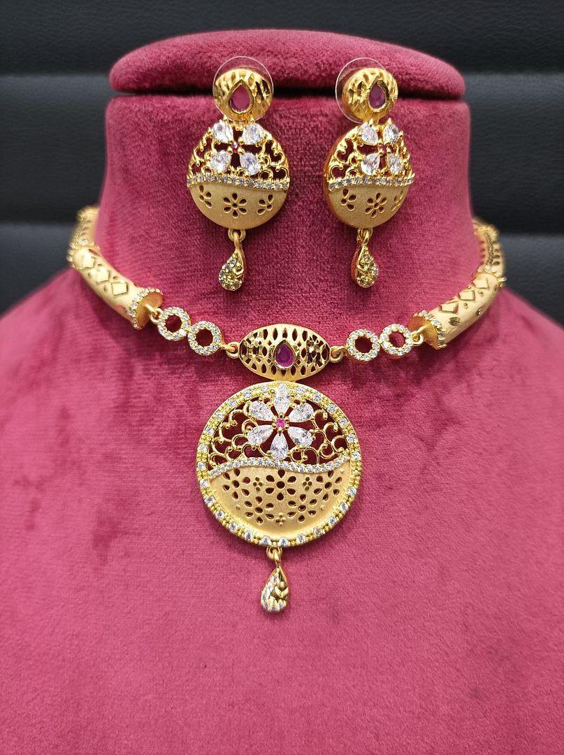 Gold Forming Jewellery Sets By Chokerset CSGF3533