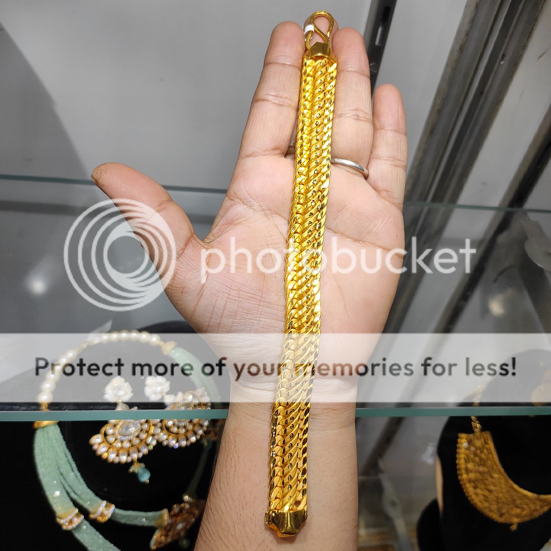 200 Milligram Gold Forming Bracelet By Chokerset WAB634