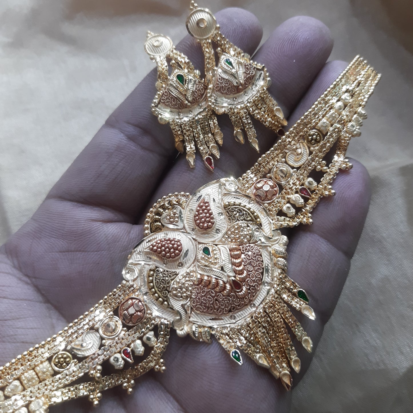 Jewelshingar Bandhel choker set