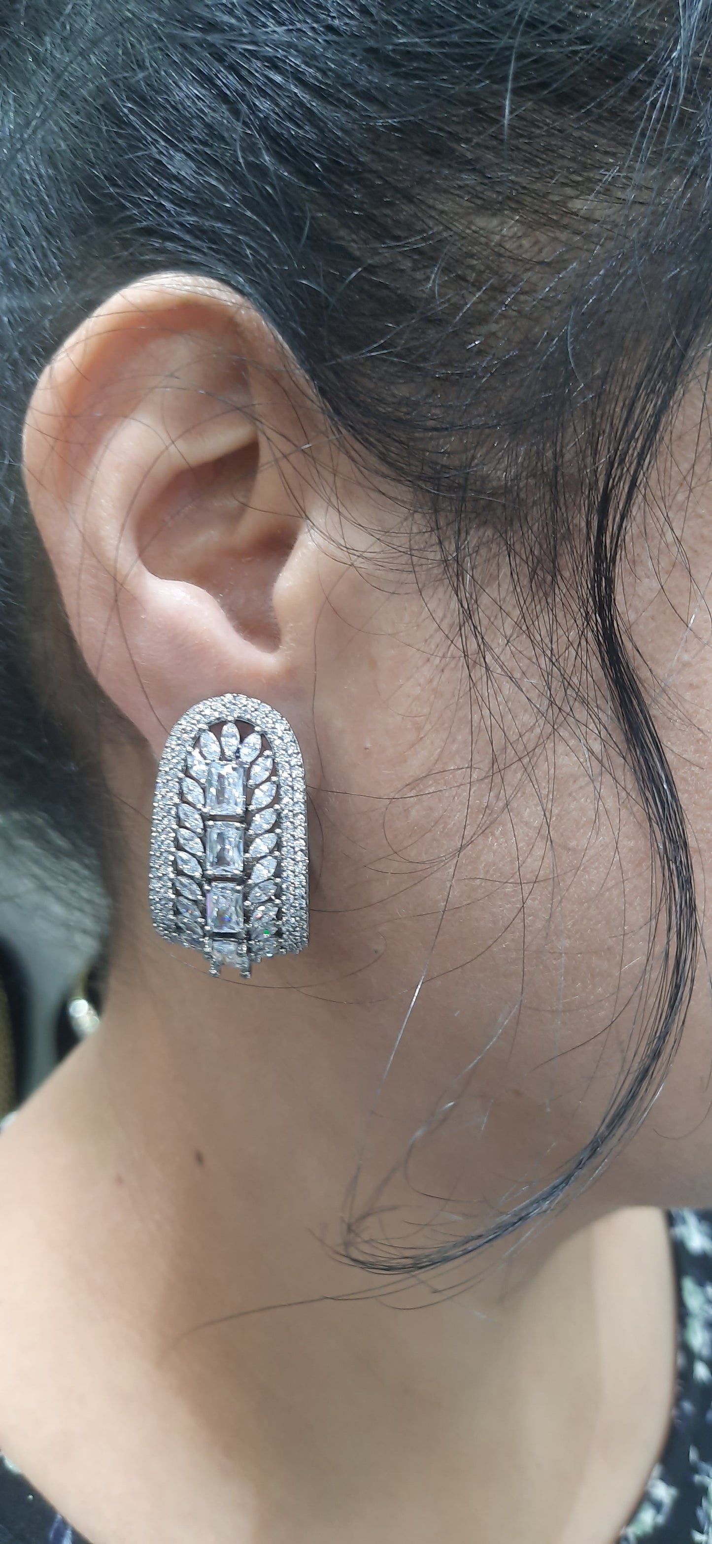 Jewelshingar Jewellery Fine Signity Zircon Dangle & Drop Earrings For Girls ( 200606EAD )