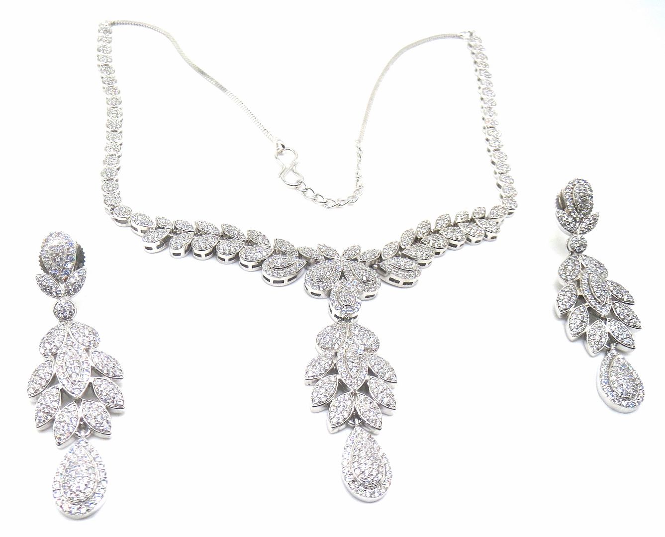 Jewelshingar Jewellery Silver Colour Necklace For Women ( 55998NAD )
