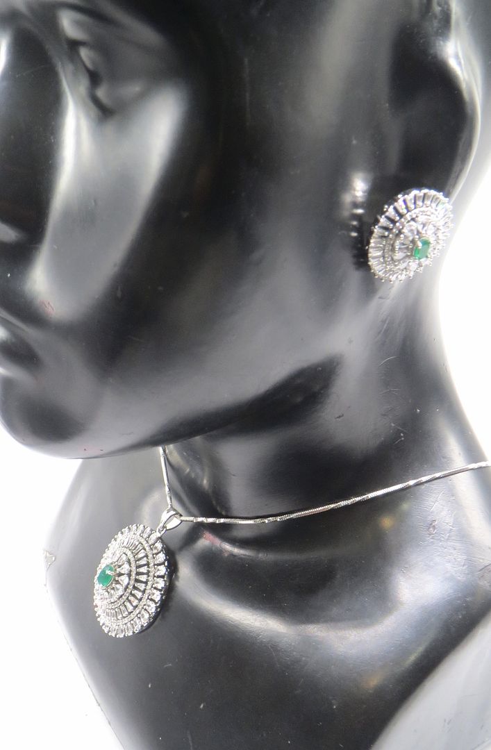 Jewelshingar Jewellery Green Colour Pendant Set For Women ( 56056PSD )